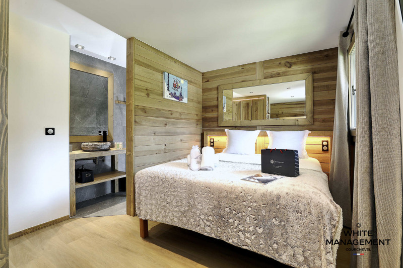 _lv_images__lot_0000000054_14_416703 _lv_images__lot_0000000054_14_416703