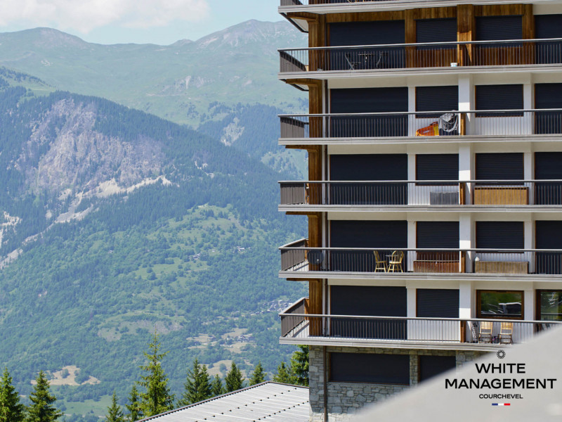 _lv_images__lot_0000000061_16_1682659