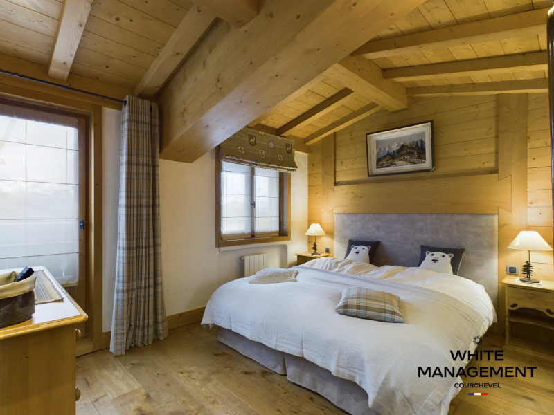 _lv_images__lot_0000000063_11_1196701