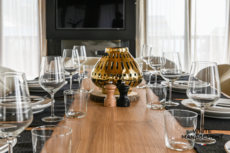 _lv_images__lot_0000000064_13_1297104