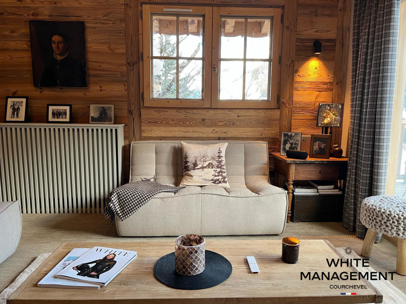 _lv_images__lot_0000000067_02_1682722