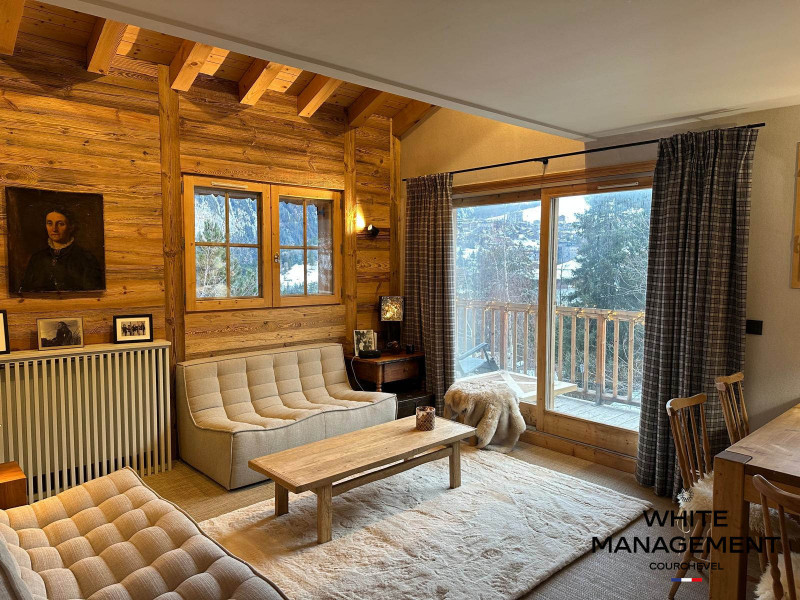 _lv_images__lot_0000000067_07_1682727