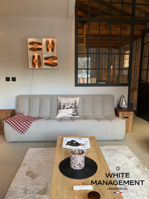 _lv_images__lot_0000000067_13_1205212