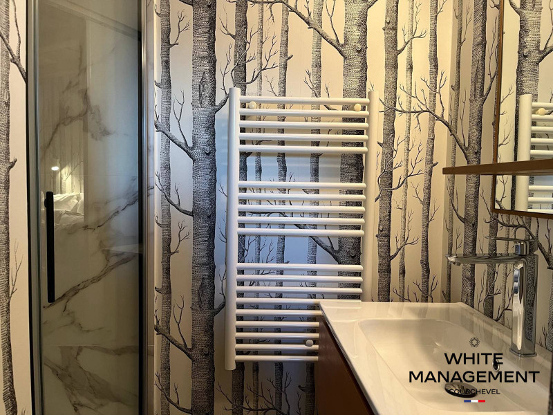 _lv_images__lot_0000000067_15_1682735