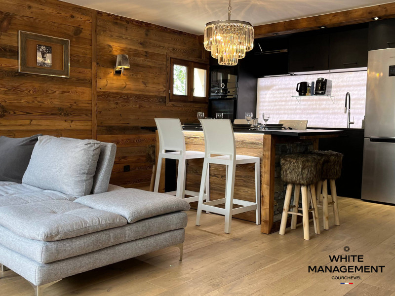 _lv_images__lot_0000000074_04_1391539