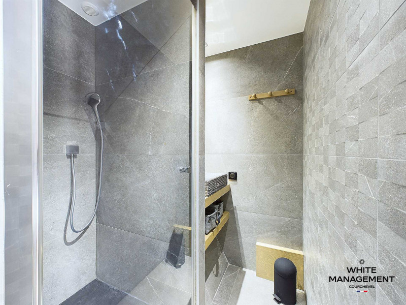 _lv_images__lot_0000000074_10_1204987 _lv_images__lot_0000000074_10_1204987