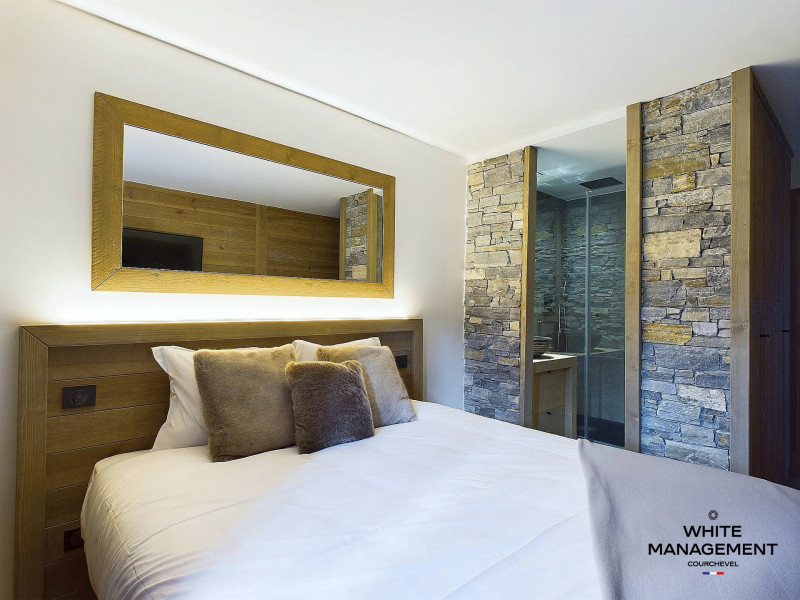 _lv_images__lot_0000000074_13_880597