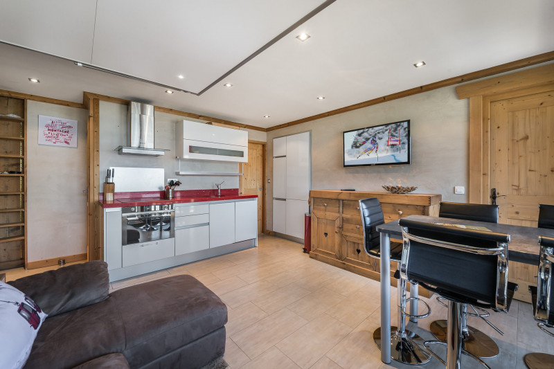 _lv_images__lot_0000010055_09_1199191