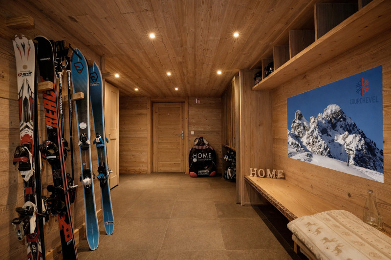 _lv_images__lot_0014030018_06_1550594