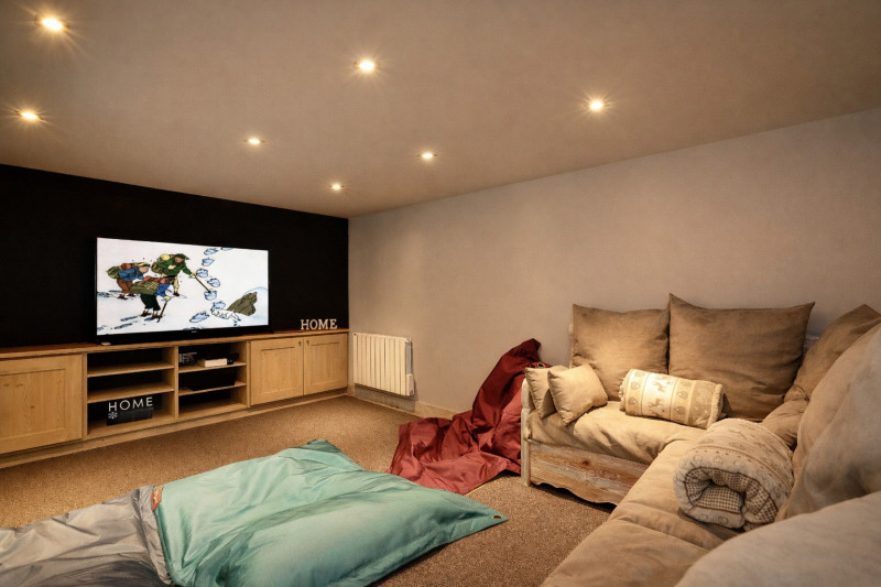 _lv_images__lot_0014030018_07_1550595