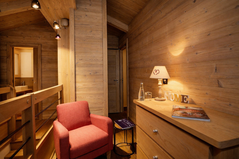 _lv_images__lot_0014030018_12_726244