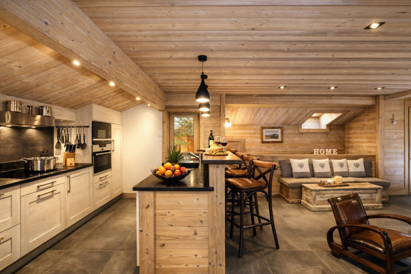 _lv_images__lot_0014030018_14_1686499