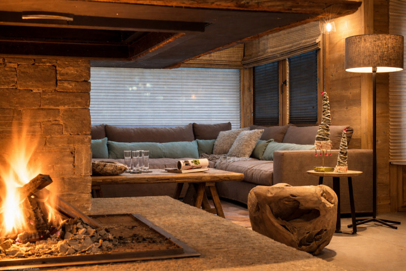 _lv_images__lot_0014030018_16_1686501