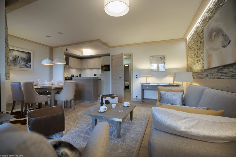 _lv_images__lot_0015270001_02_1200971 _lv_images__lot_0015270001_02_1200971