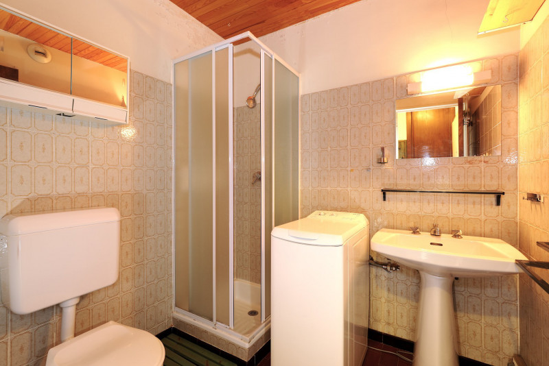 _lv_images__lot_0016021618_03_1722246