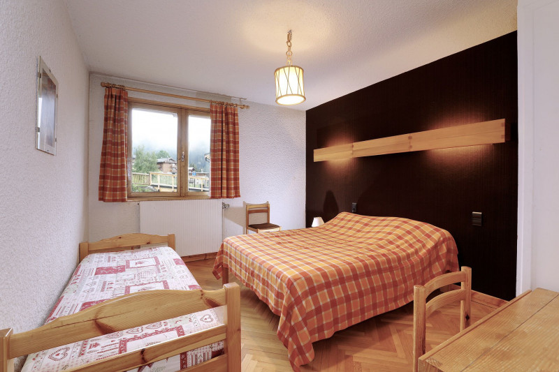 _lv_images__lot_0016130001_04_1687686