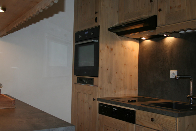 _lv_images__lot_0018010108_06_369712