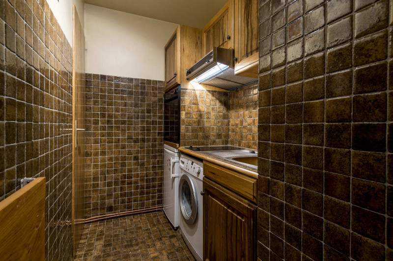 _lv_images__lot_0018010113_04_1722292