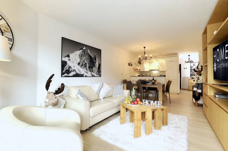 _lv_images__lot_0018010204_03_1200984