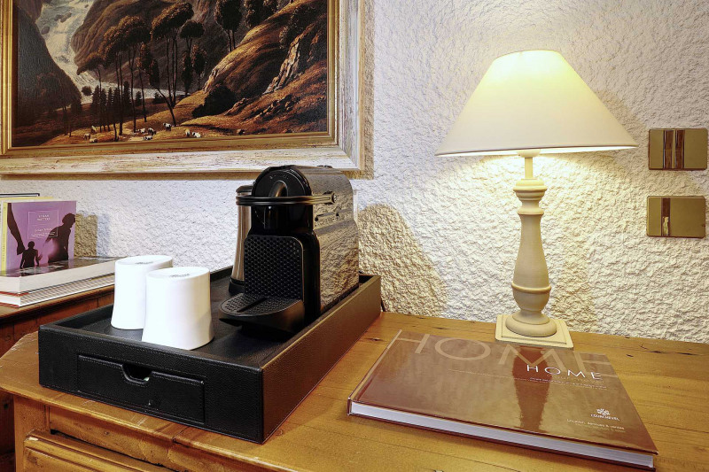 _lv_images__lot_0018010307_07_1379198