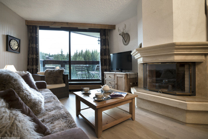_lv_images__lot_0018010405_01_2706874