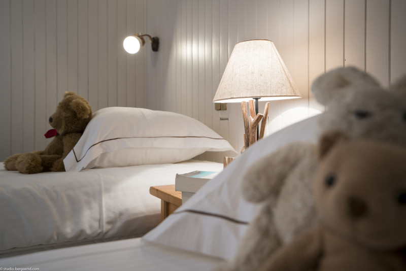 _lv_images__lot_0018010405_06_1722172