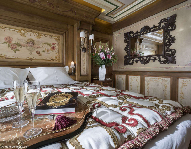 _lv_images__lot_0018210501_05_1687649