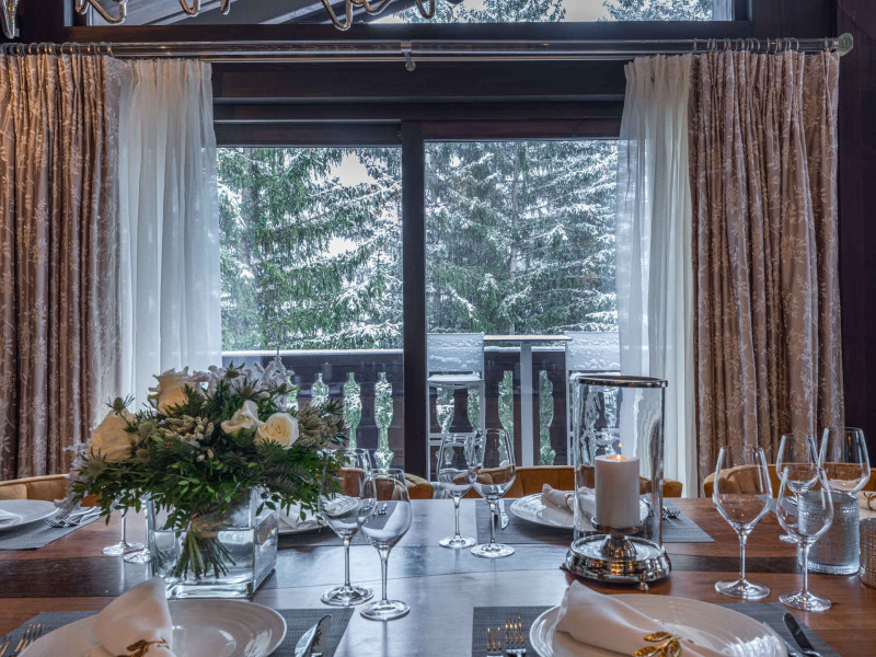 _lv_images__lot_0018220503_04_1687542