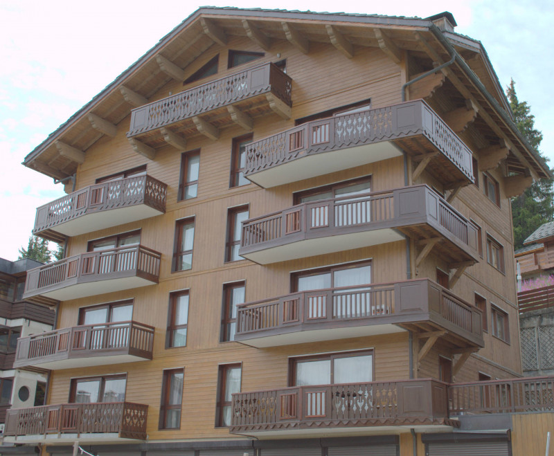 _lv_images__lot_0018310001_13_561299 _lv_images__lot_0018310001_13_561299