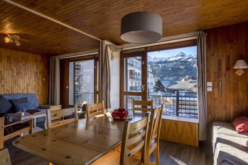 _lv_images__lot_0020000133_10_1619724