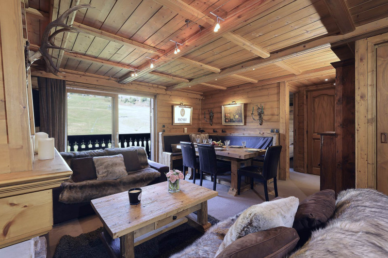 _lv_images__lot_0020000156_01_2723053