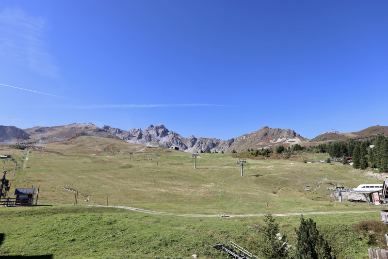 _lv_images__lot_0020000156_14_2723065