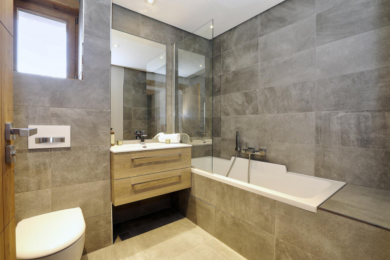 _lv_images__lot_0020000167_09_1200890