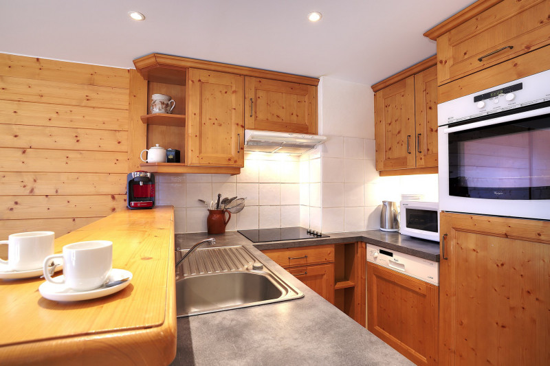 _lv_images__lot_0020000176_02_726652