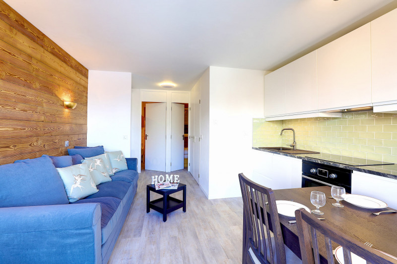 _lv_images__lot_0020000177_02_362342