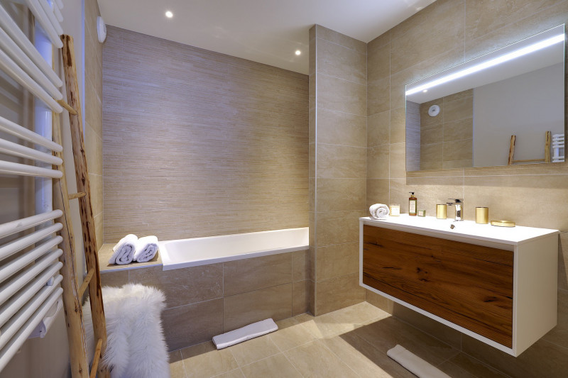 _lv_images__lot_0020000182_06_1687904