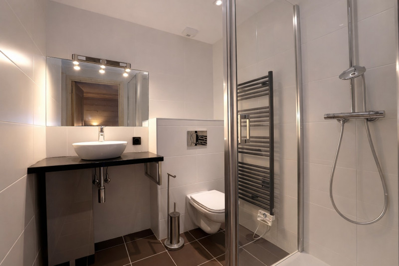 _lv_images__lot_0020000186_08_1209109