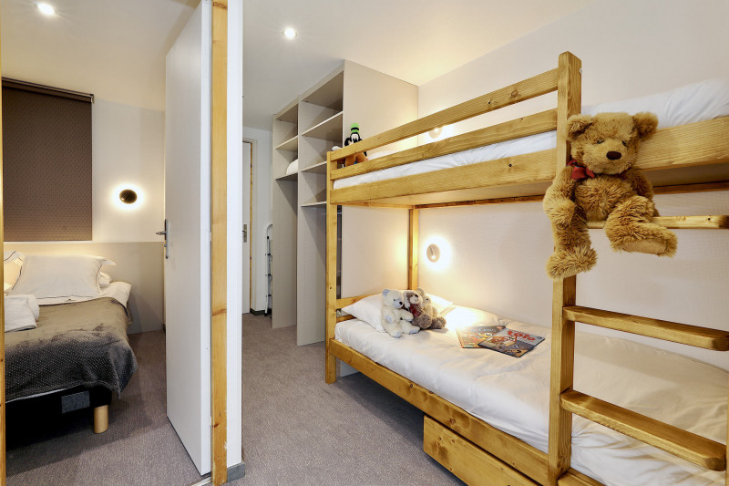 _lv_images__lot_0020000192_04_1225784 _lv_images__lot_0020000192_04_1225784