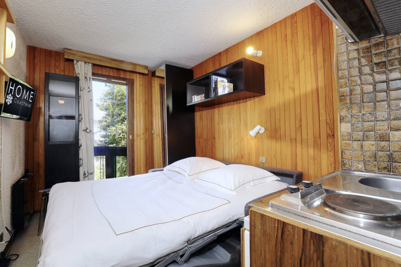 _lv_images__lot_0020000214_03_1276921