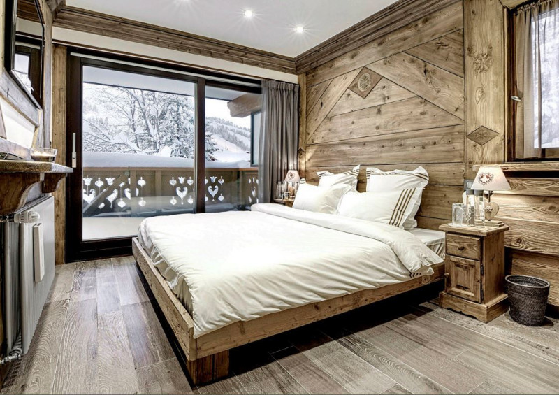 _lv_images__lot_0020000228_05_1687618