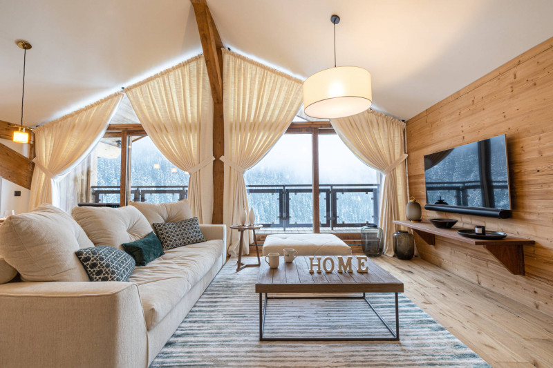 _lv_images__lot_0020000233_01_560902 _lv_images__lot_0020000233_01_560902