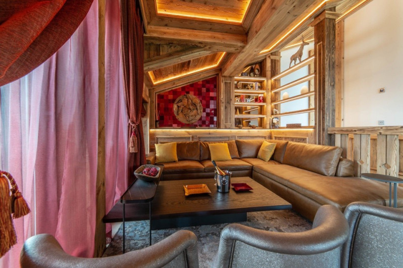 _lv_images__lot_0020000280_01_1687563