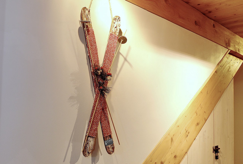 _lv_images__lot_0020000324_16_1250239 _lv_images__lot_0020000324_16_1250239