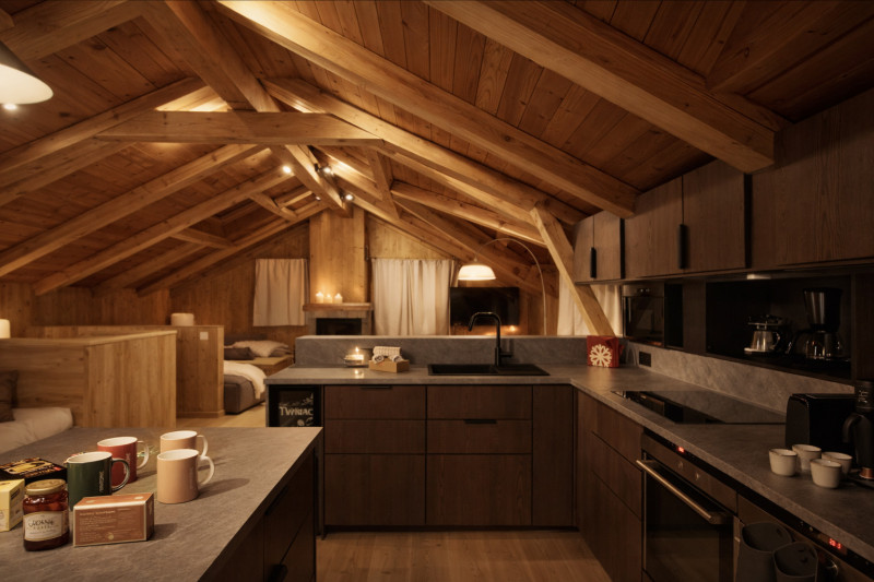 _lv_images__lot_0020000332_03_726192