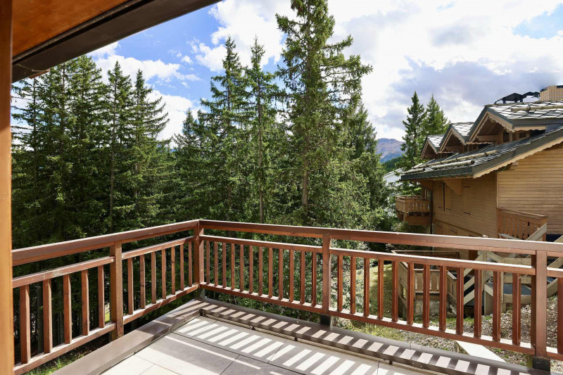 _lv_images__lot_0020000339_14_1047578