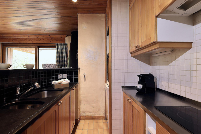 _lv_images__lot_0020000345_03_1687193