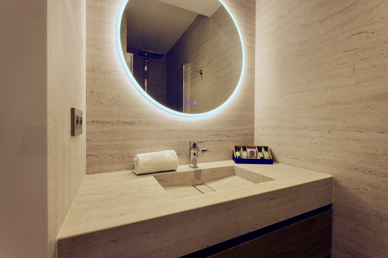 _lv_images__lot_0020000346_11_1677830