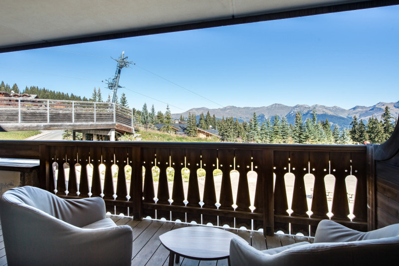 _lv_images__lot_0021080010_06_883574