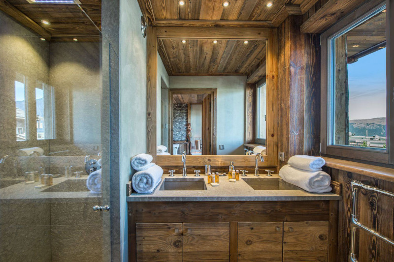 _lv_images__lot_0021540001_11_1608401