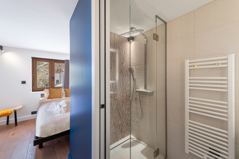 _lv_images__lot_0021660001_13_1719571